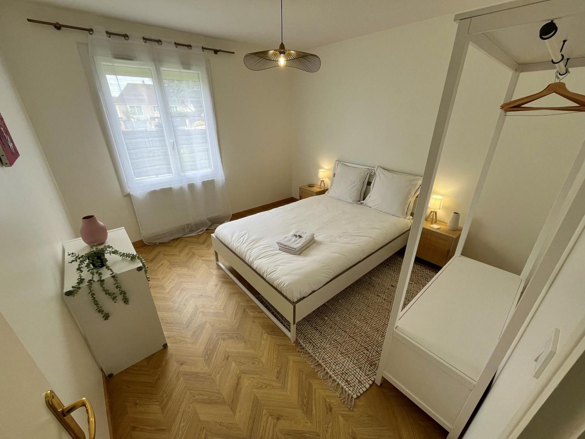 A 12 Min A Pied De La Et 5 Min Du Centre De Holiday home